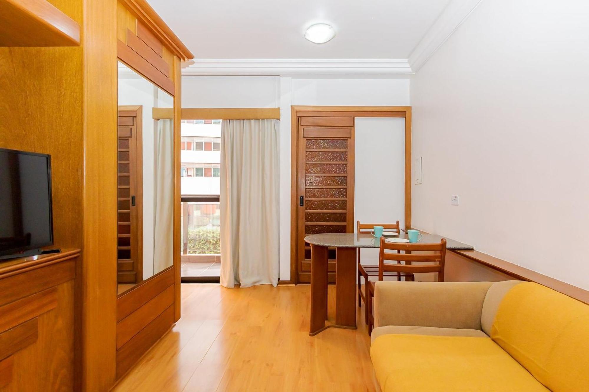 Batel | Avenida Do Batel Apartment