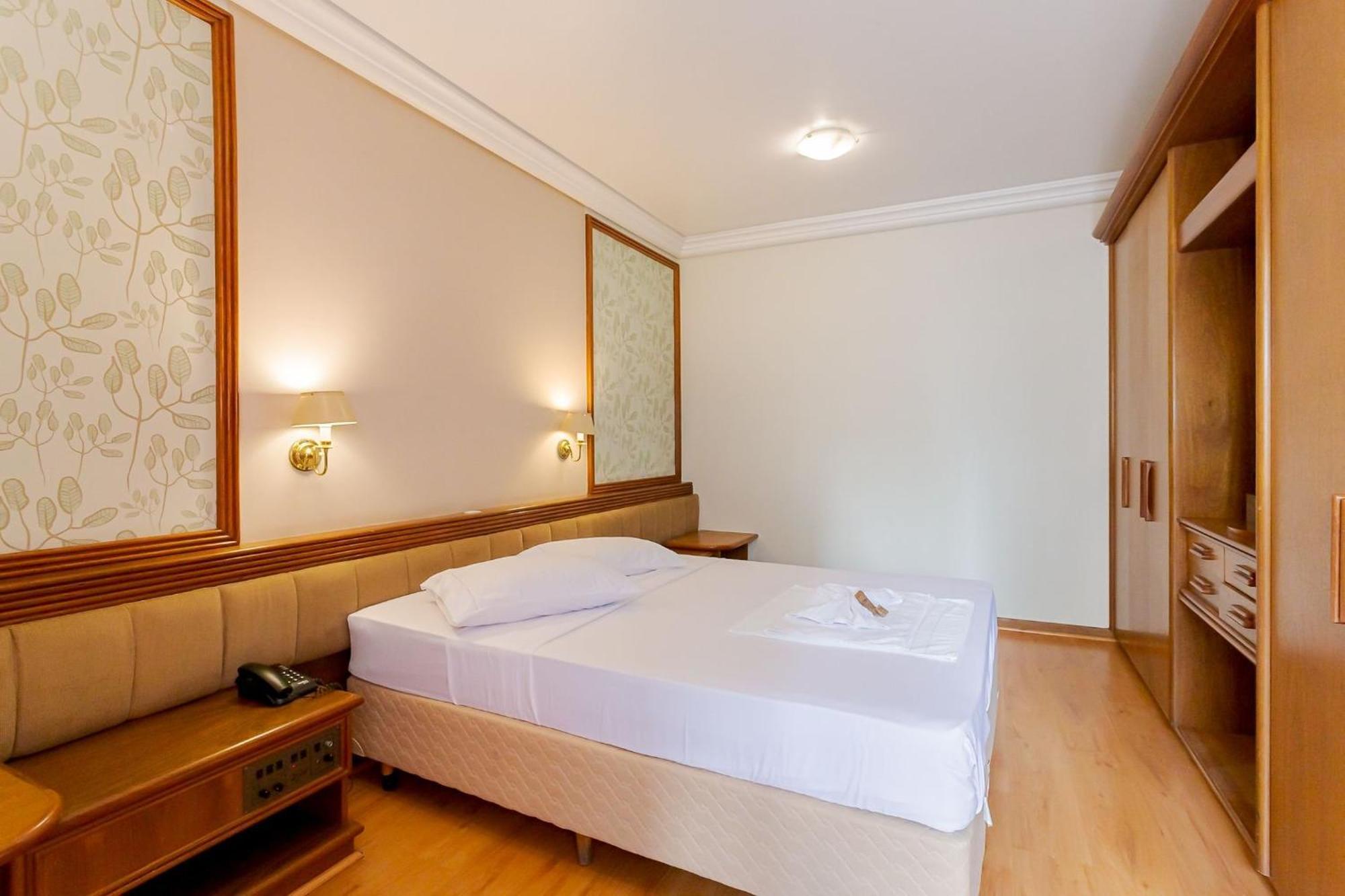 Batel | Avenida Do Batel Apartment
