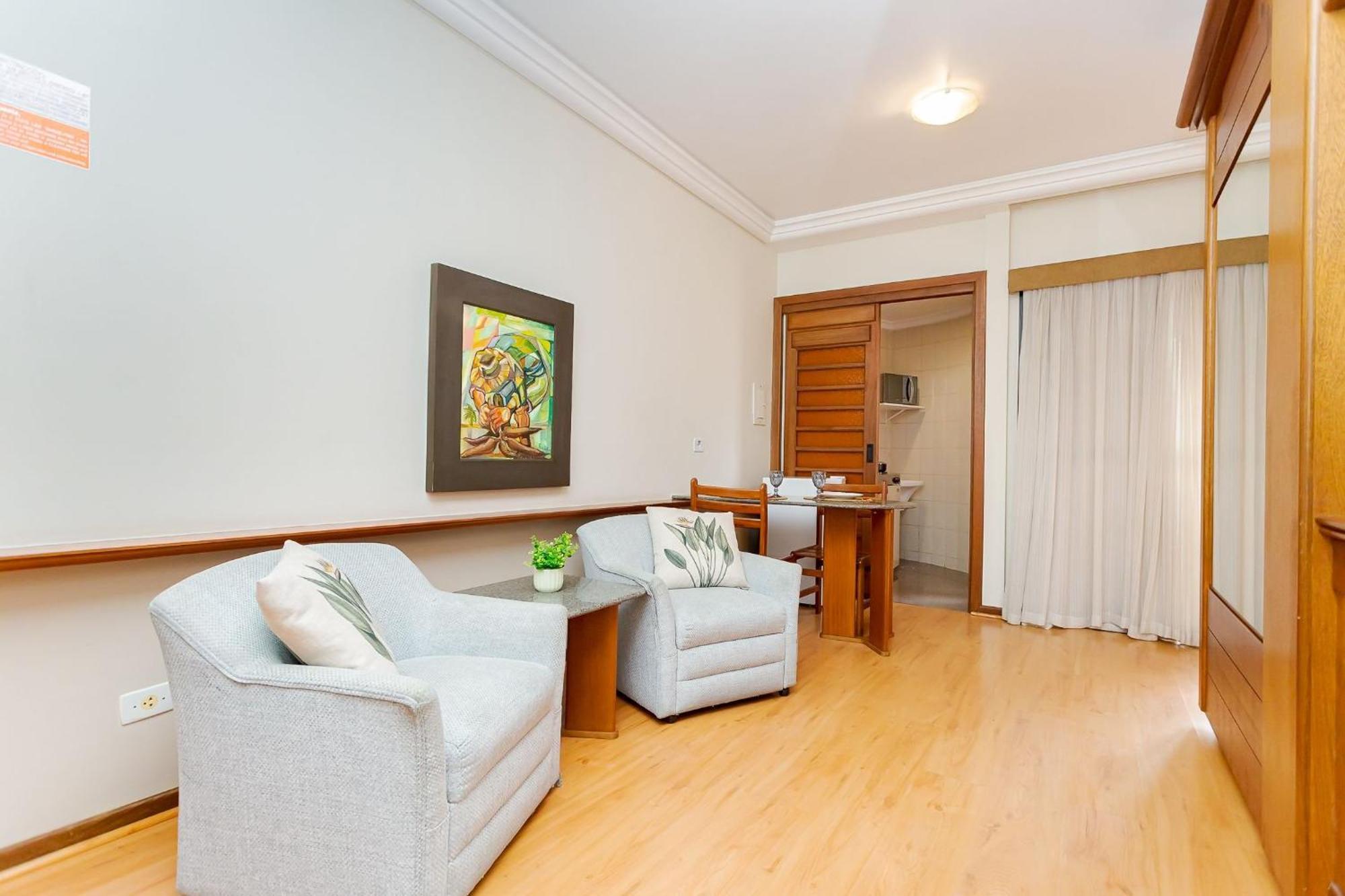 Batel | Avenida Do Batel Apartment